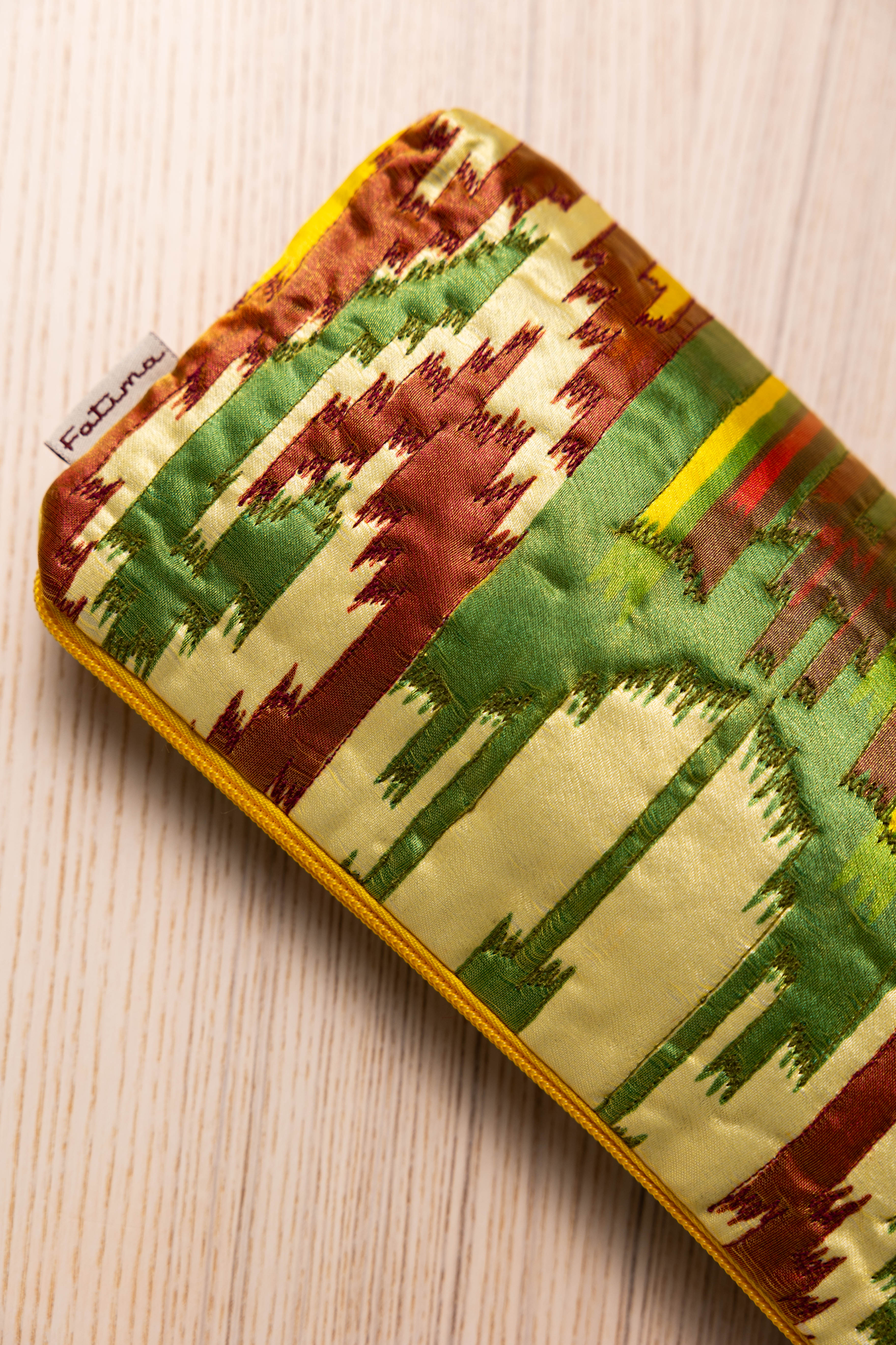 Silk Clutch (Organza)