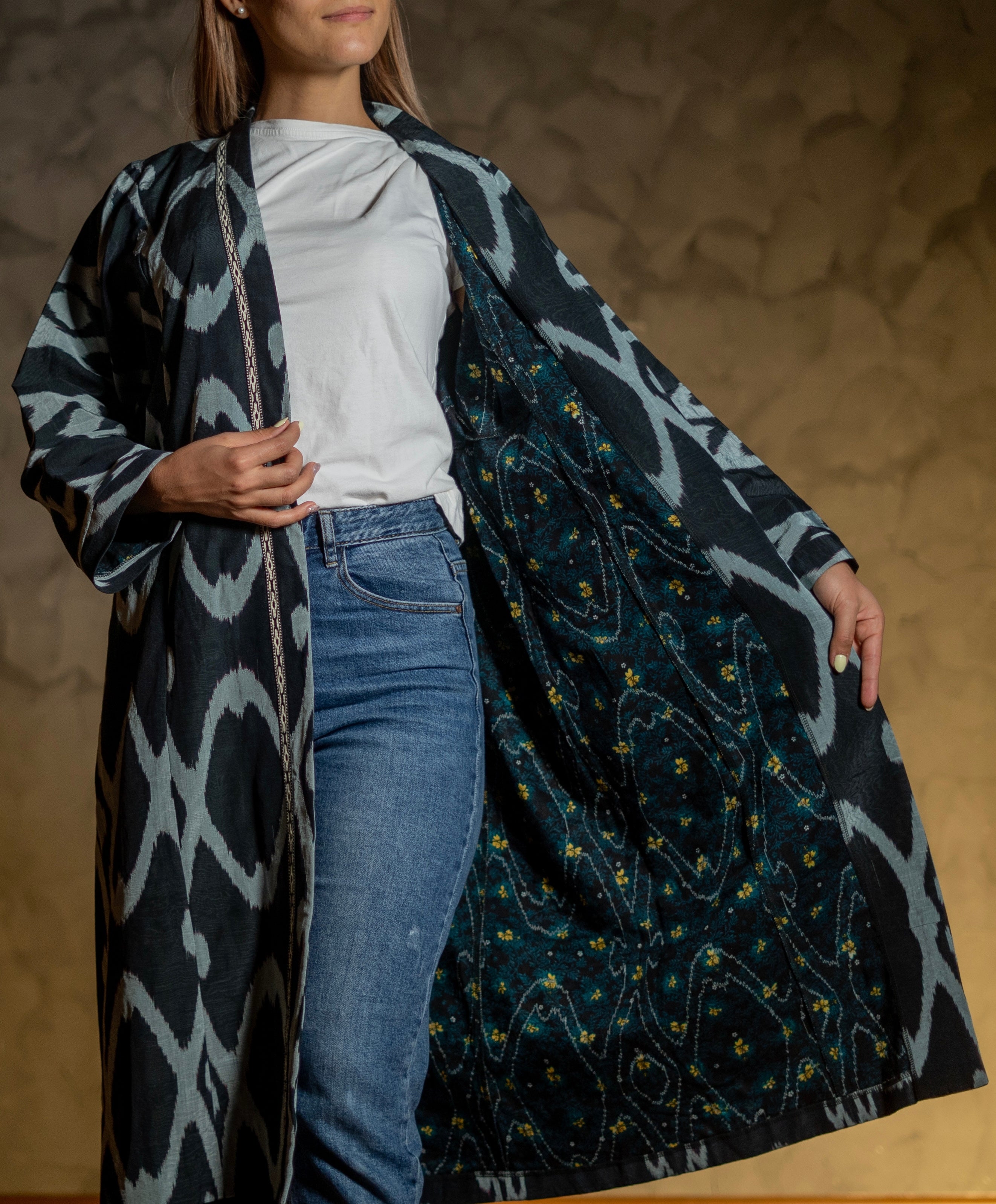 Silk Ikat Kaftan (Black)