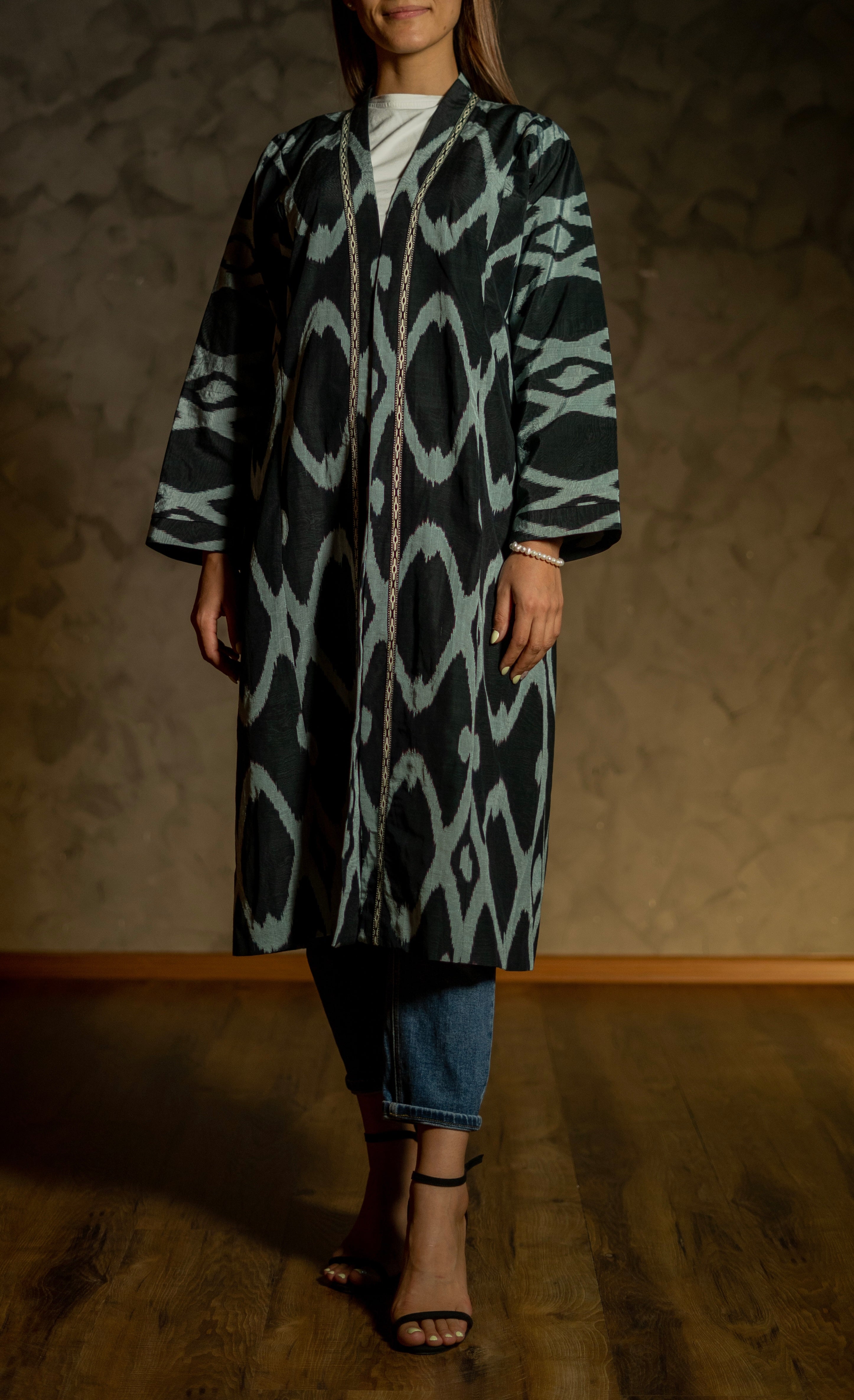 Silk Ikat Kaftan (Black)