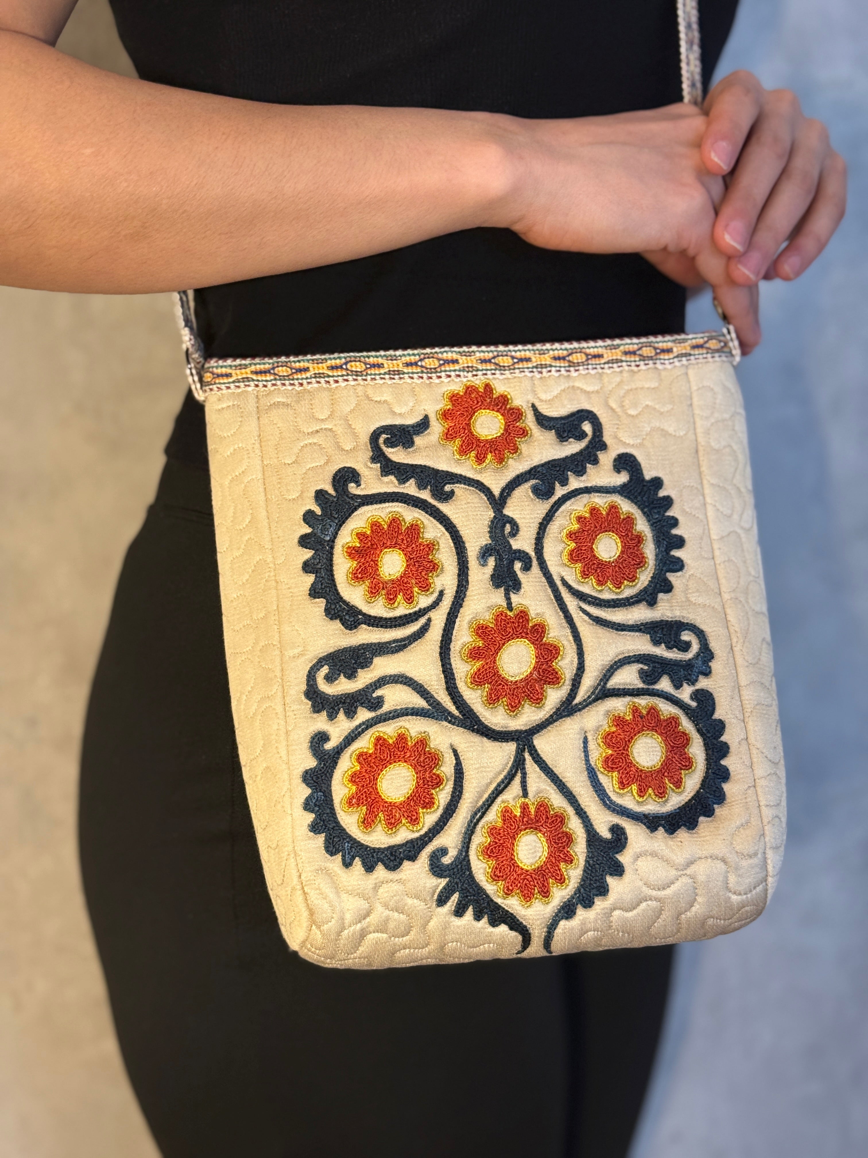 Silk Cross Bag (Beige)