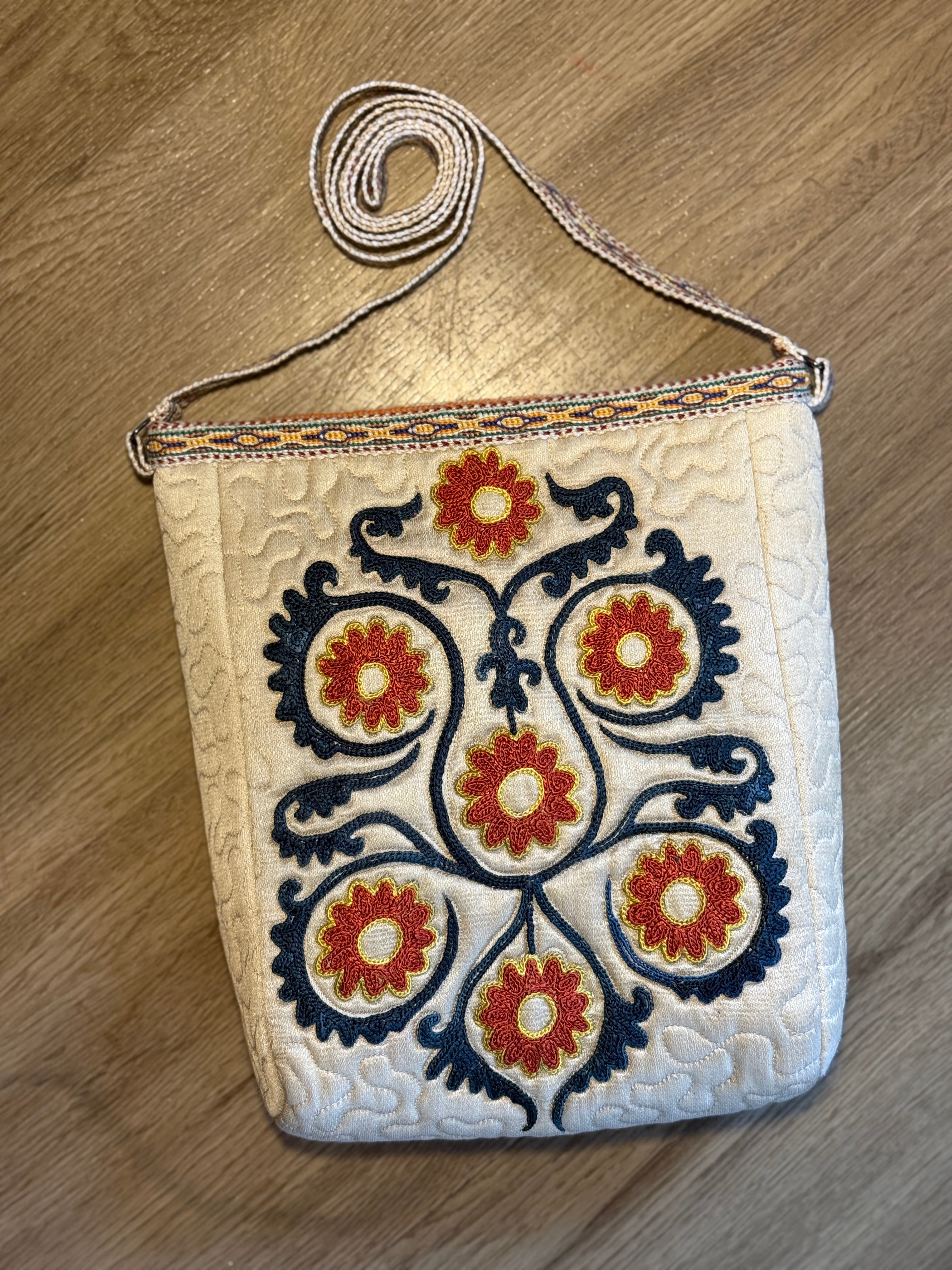 Silk Cross Bag (Beige)