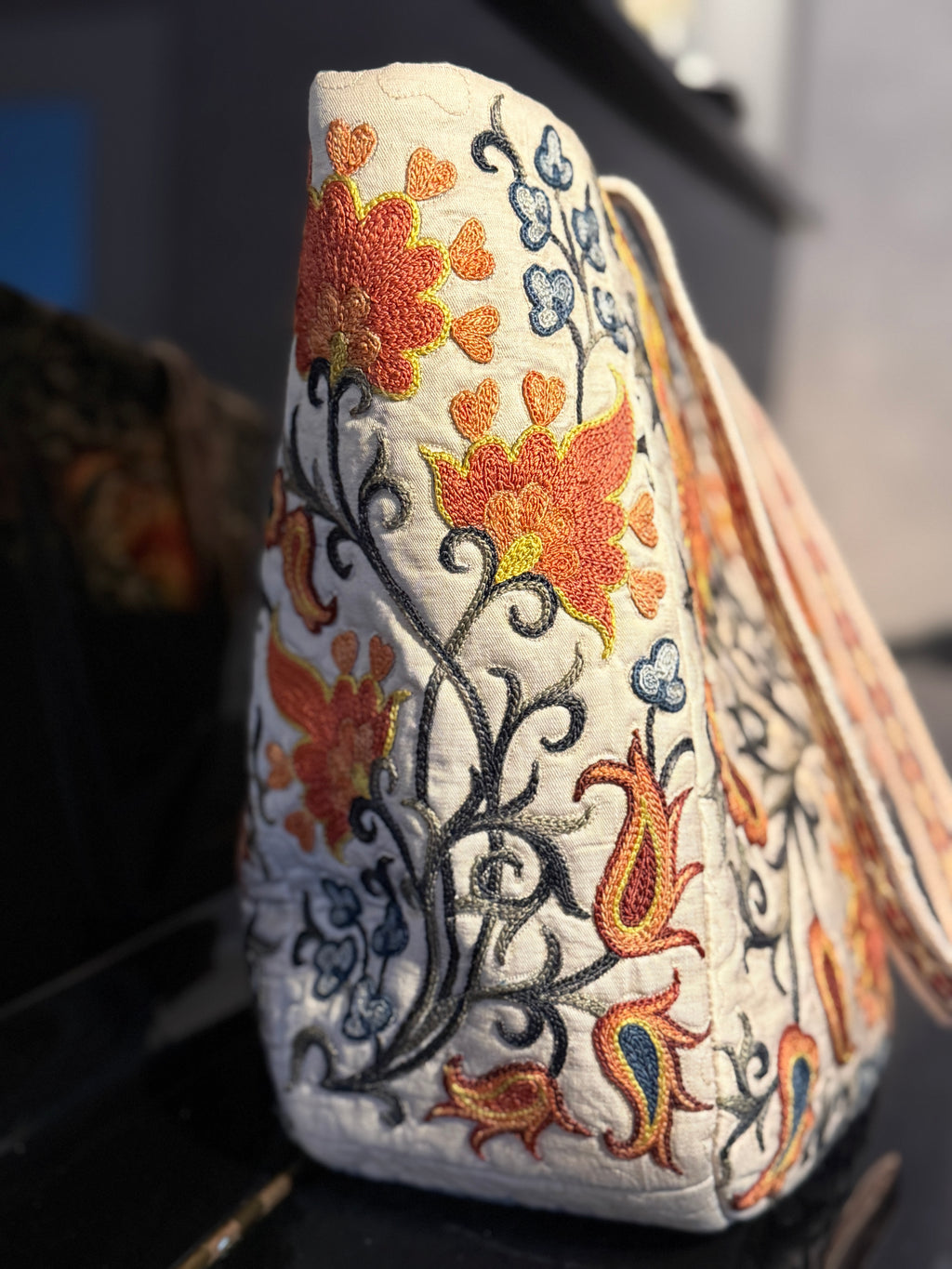 Silk Embroidered Bag (Beige)